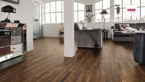 Bernsteinrobinie Favorit naturaDur Top Connect HARO PARKETT 4000 Schiffsboden